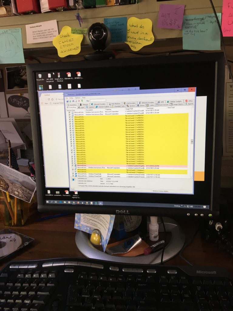 photo of screen displaying annoying-yet-functional file transfer software. 3/10, barely recommend.